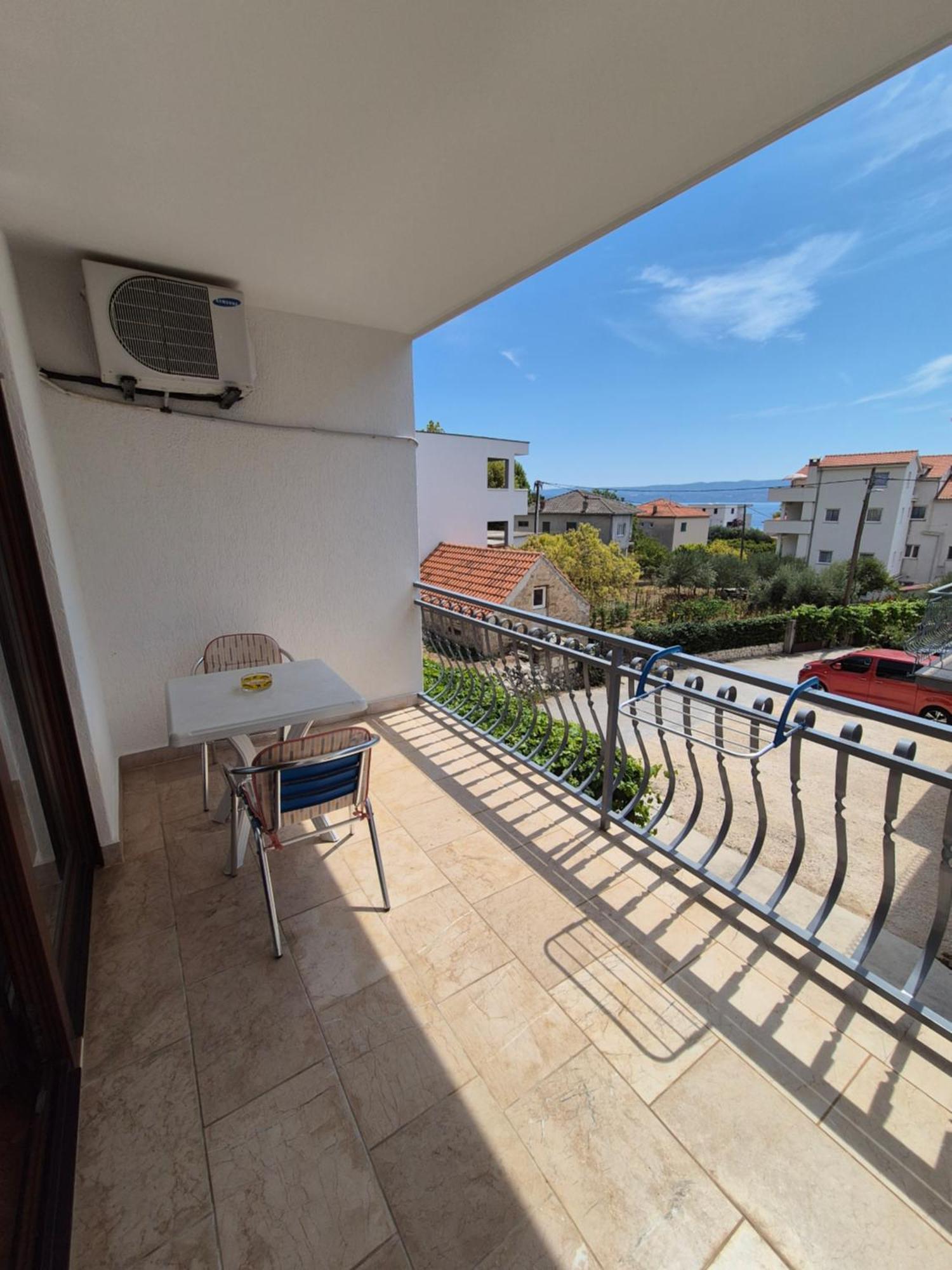 Apartments And Rooms Mamic Dugi Rat Dış mekan fotoğraf